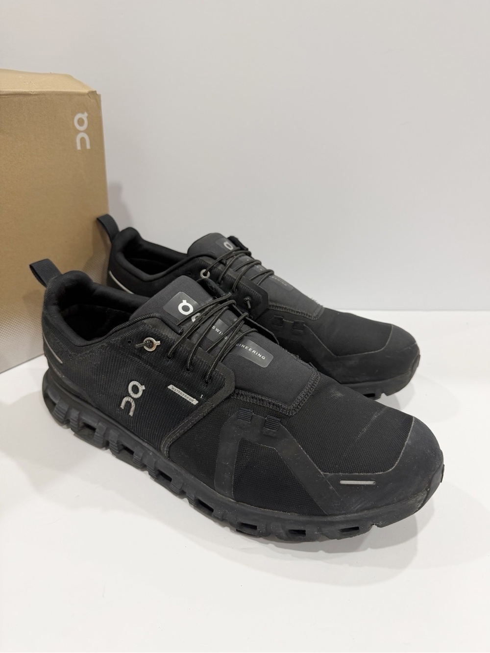 On Running Cloud 6 Waterproof Men’s Shoes